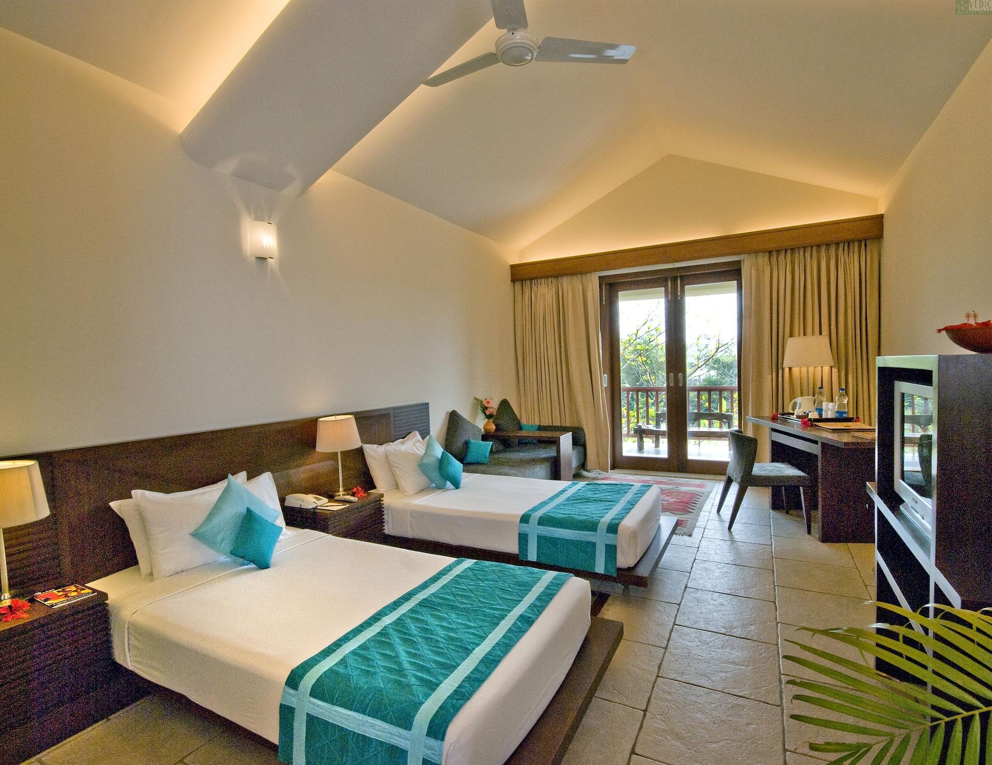 Vedic Village Spa Resort Колката Екстер'єр фото