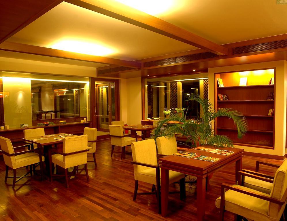 Vedic Village Spa Resort Колката Екстер'єр фото