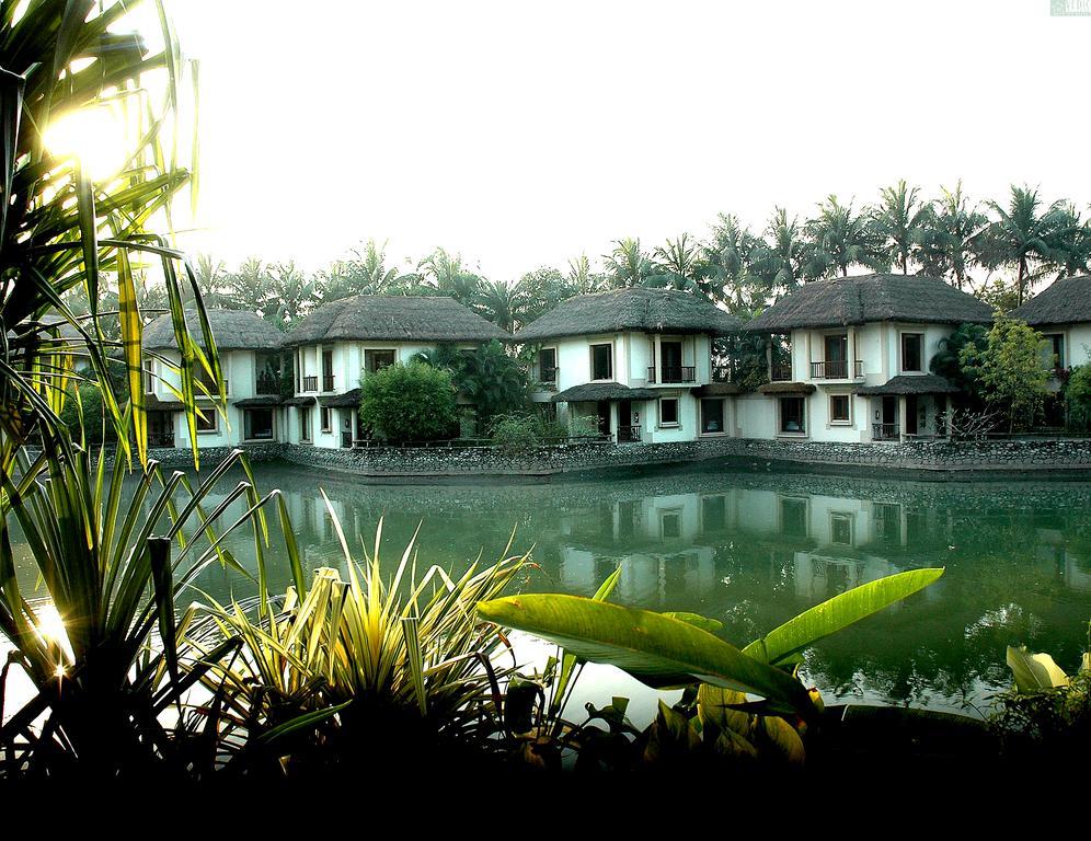 Vedic Village Spa Resort Колката Екстер'єр фото